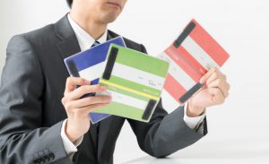 パパ活のお小遣いはなぜ手渡しがいいの？銀行振り込みは危険？