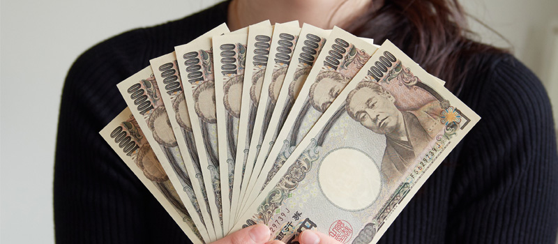 高級クラブの給料相場はいくら？