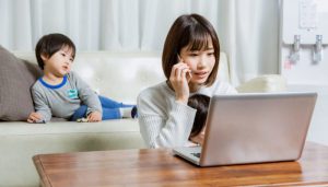 派遣で働くシングルマザーは将来のステップアップと考えて