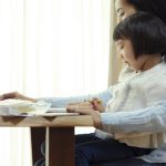 「一人で生きるため」のシングルマザーのライフプランモデル【年代別】