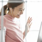 パパ活はオンラインで！オンラインでパパ活をするメリットやデメリットとは？